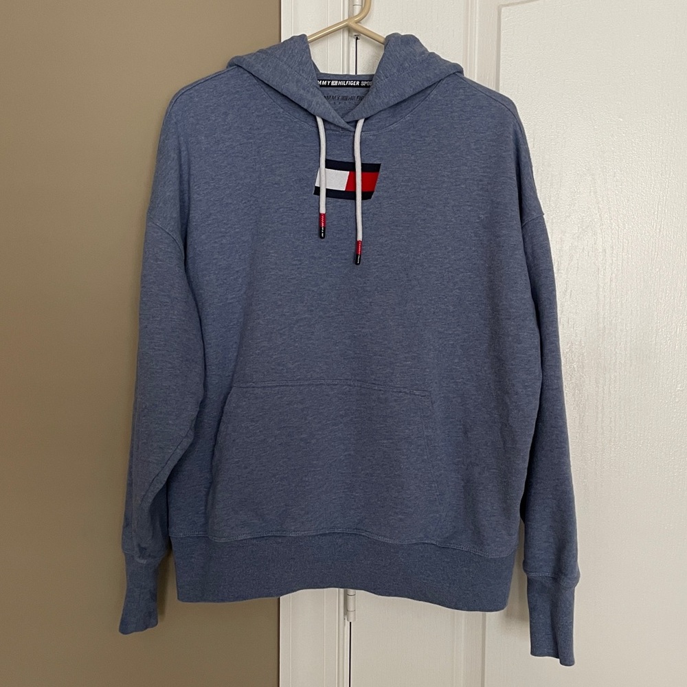 Tommy Hilfiger Sport Women's Oversized Boyfriend Logo Hoodie.